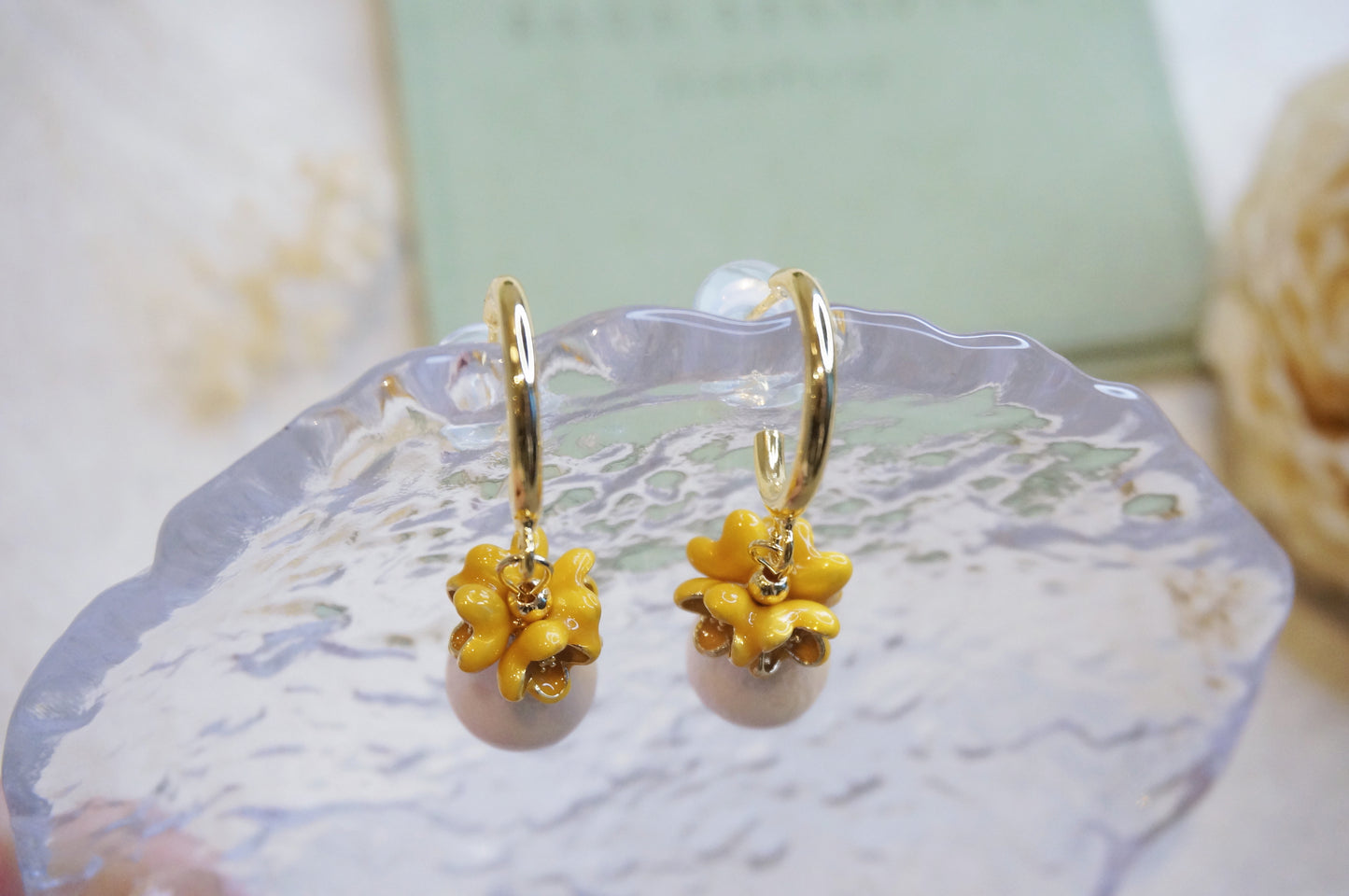 Eilidh Japanese Cotton Pearl Earrings