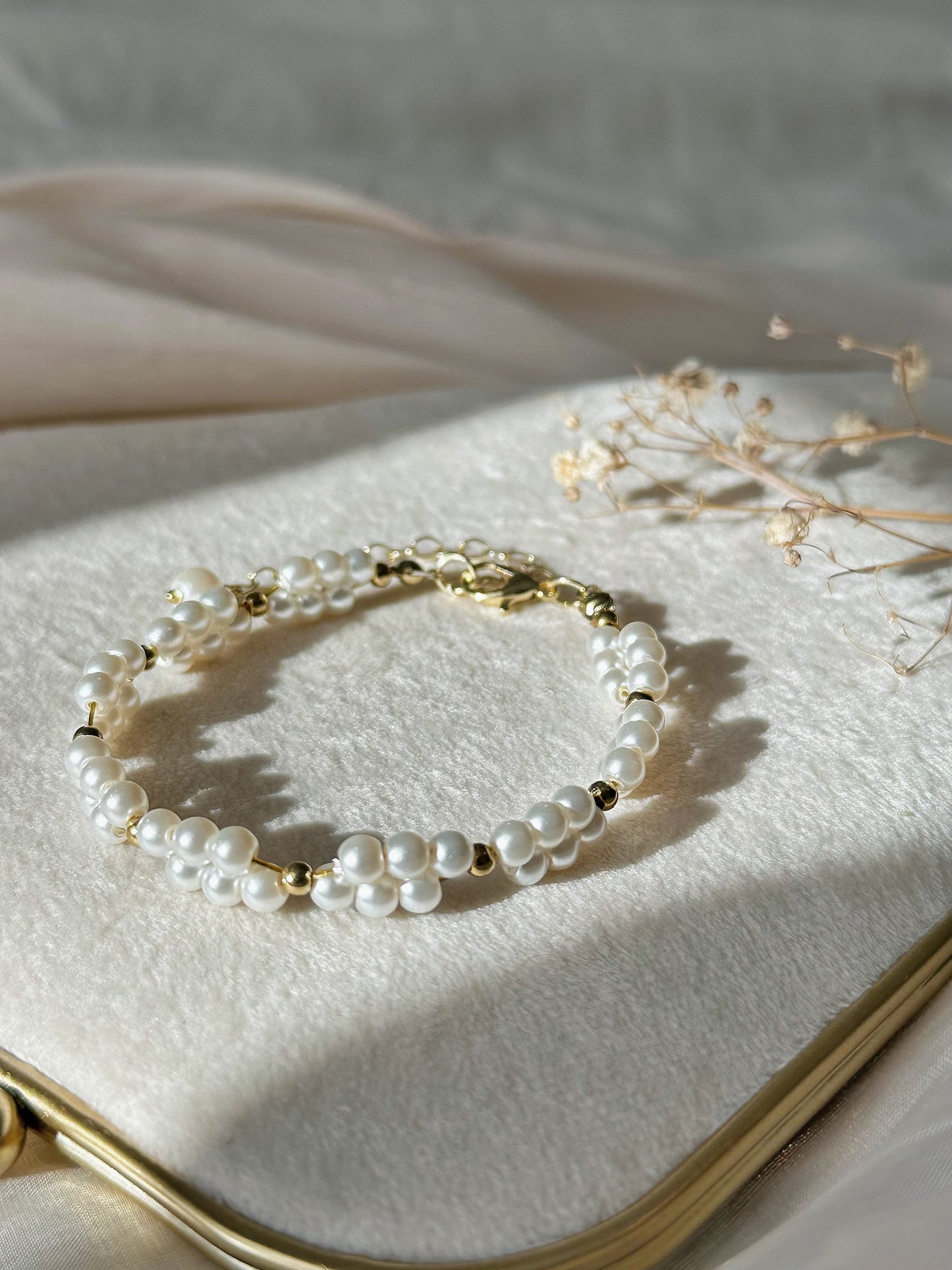 Ivy Pearl Bracelet