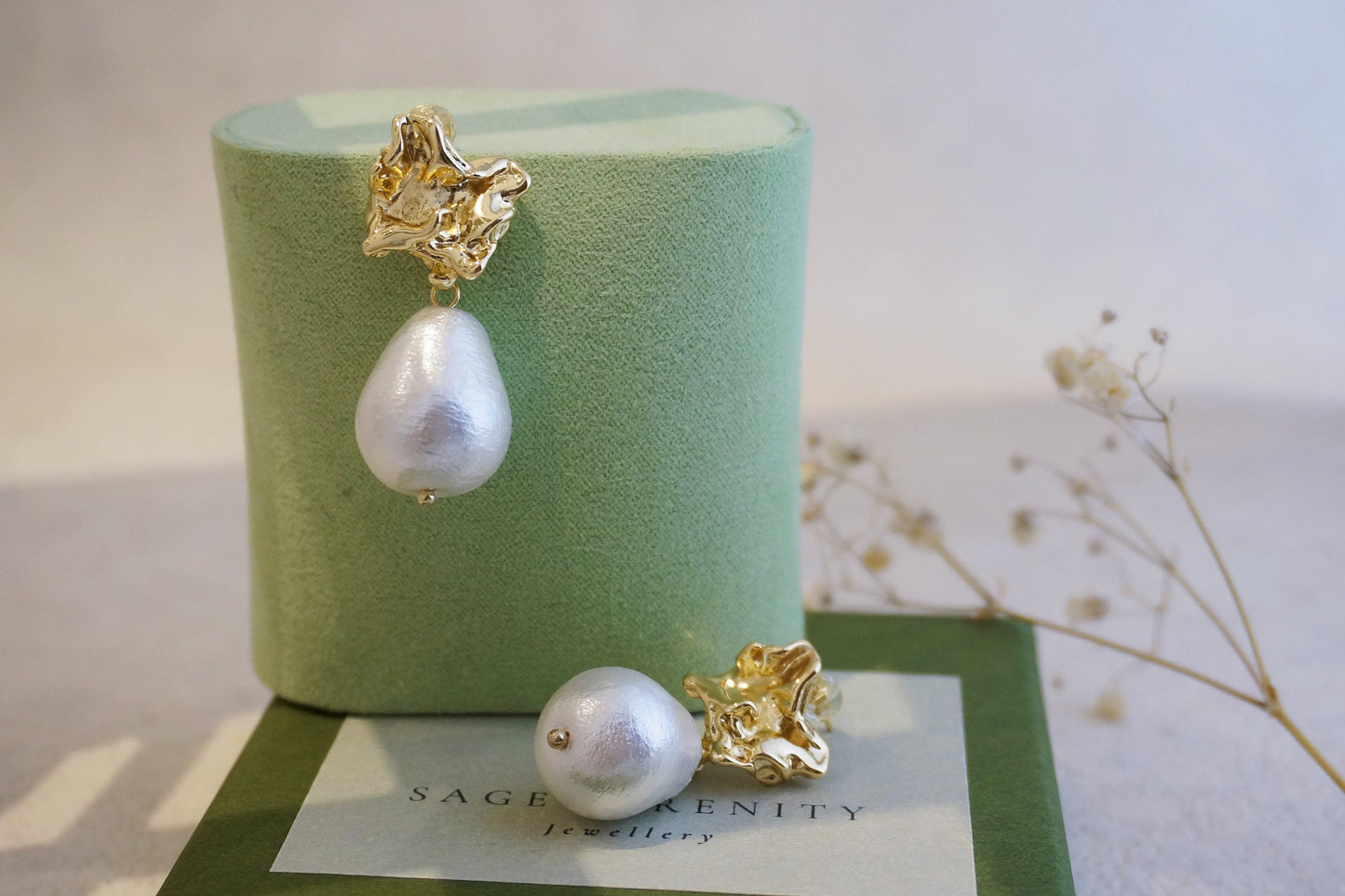 Eldorie Japanese Cotton Pearl Earrings