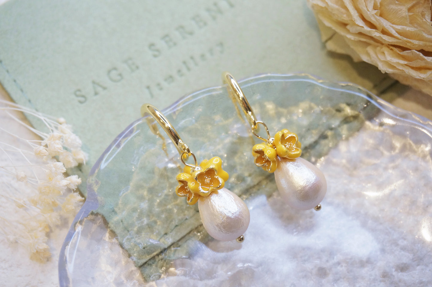 Eilidh Japanese Cotton Pearl Earrings