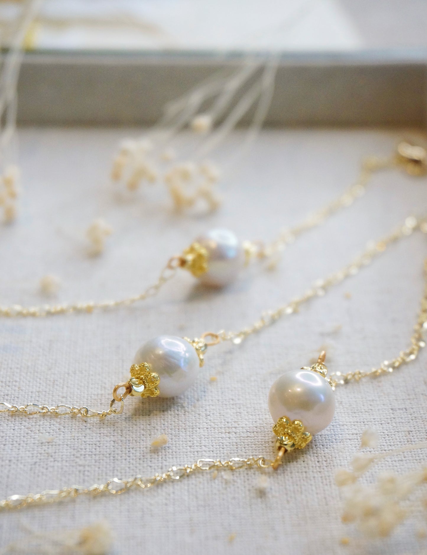 Helena Pearl Bracelet