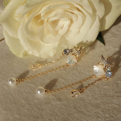 Ellie Pearl Dangle Earrings