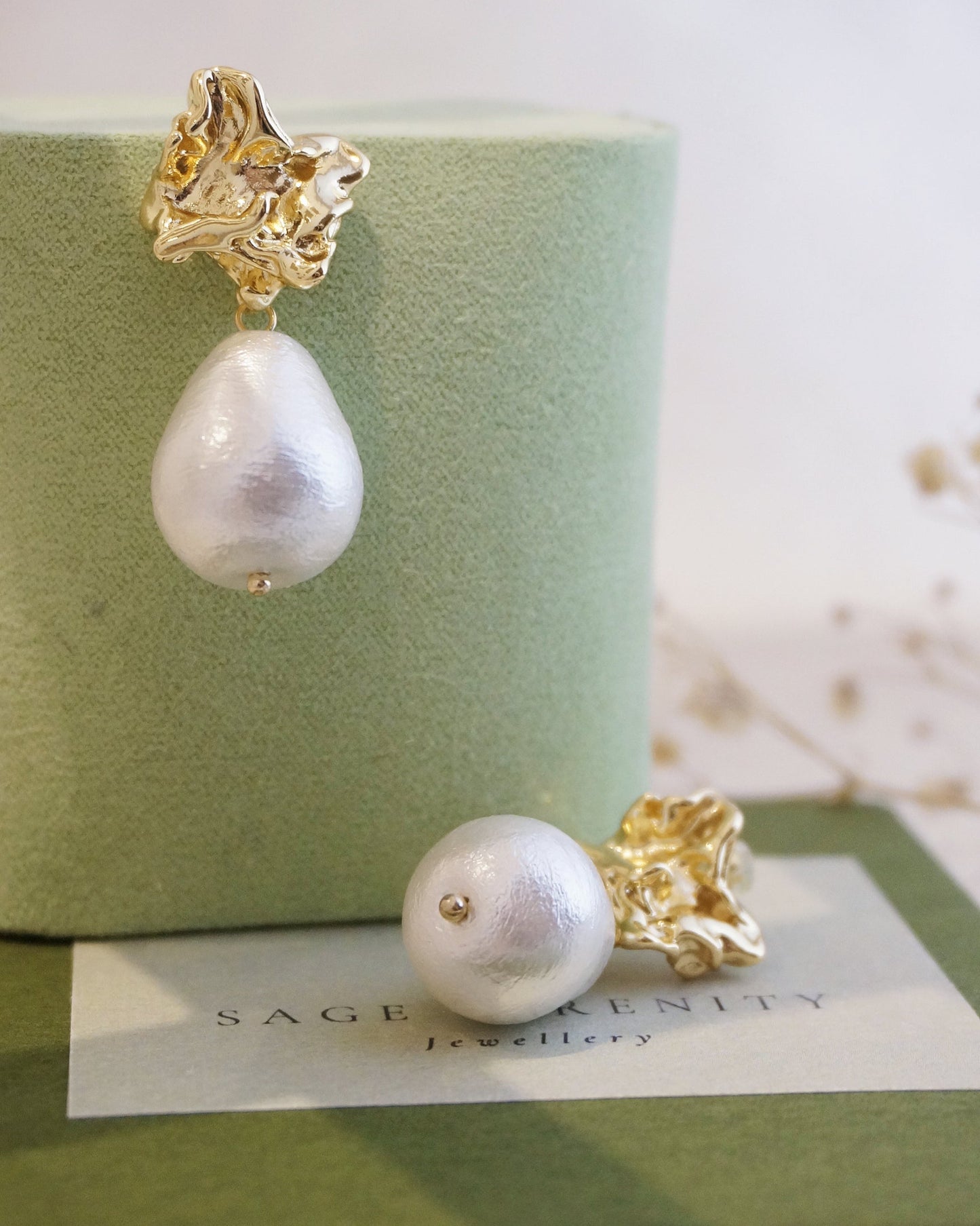 Eldorie Japanese Cotton Pearl Earrings