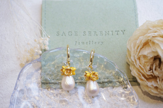 Eilidh Japanese Cotton Pearl Earrings