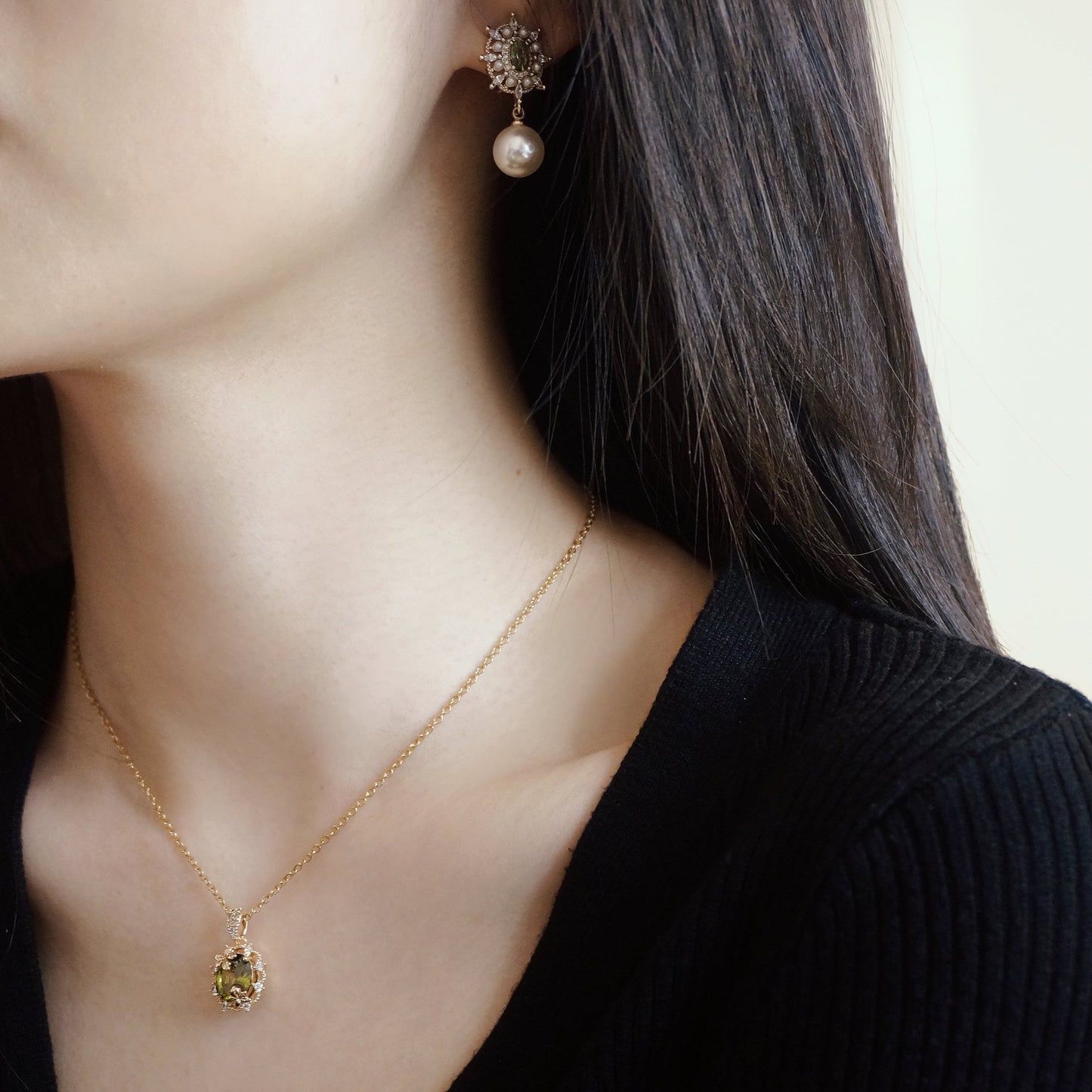 Éloise Peridot Green Zircon Necklace