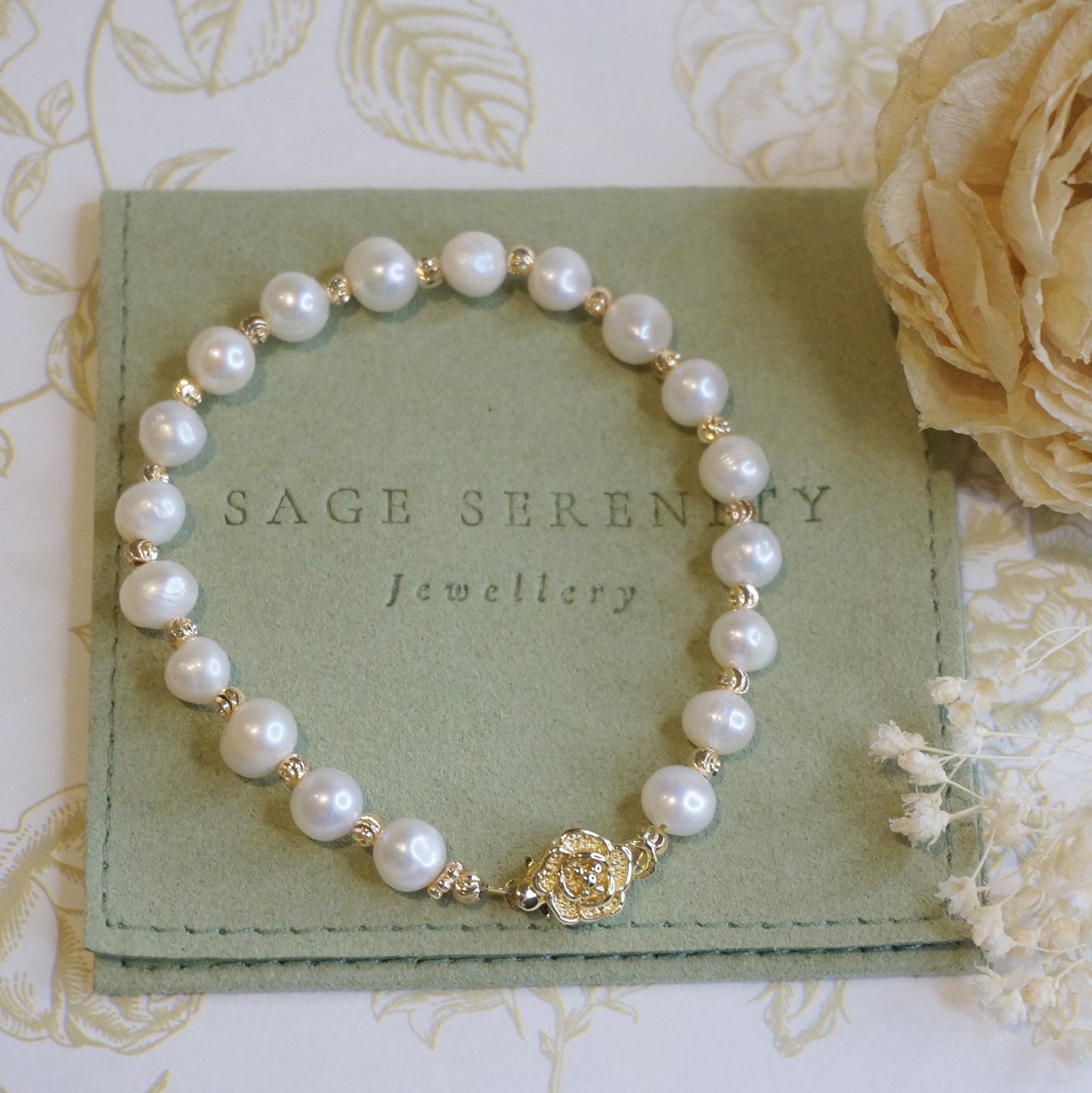 Aurora Pearl Bracelet