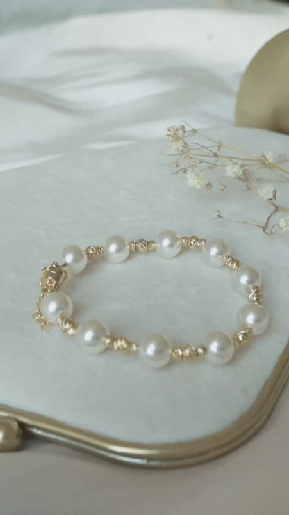 Amelie Pearl Bracelet